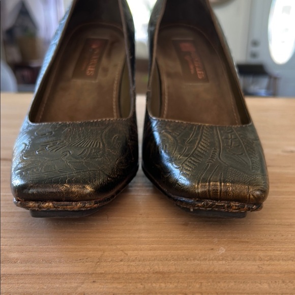 AEROSOLES Black Heels Elegant Comfort - Picture 2 of 6